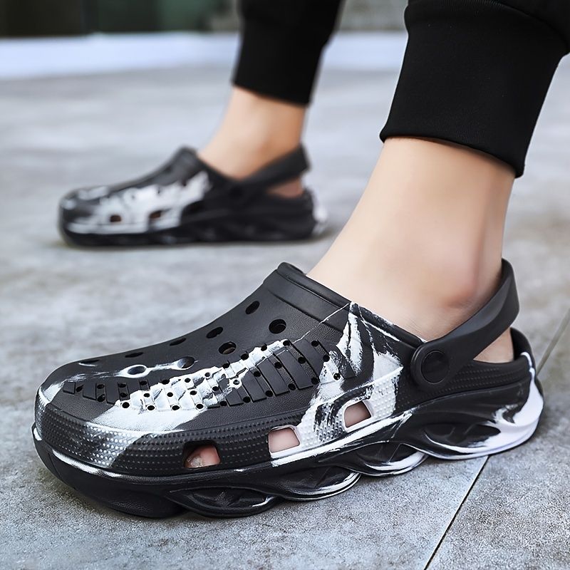 522067061